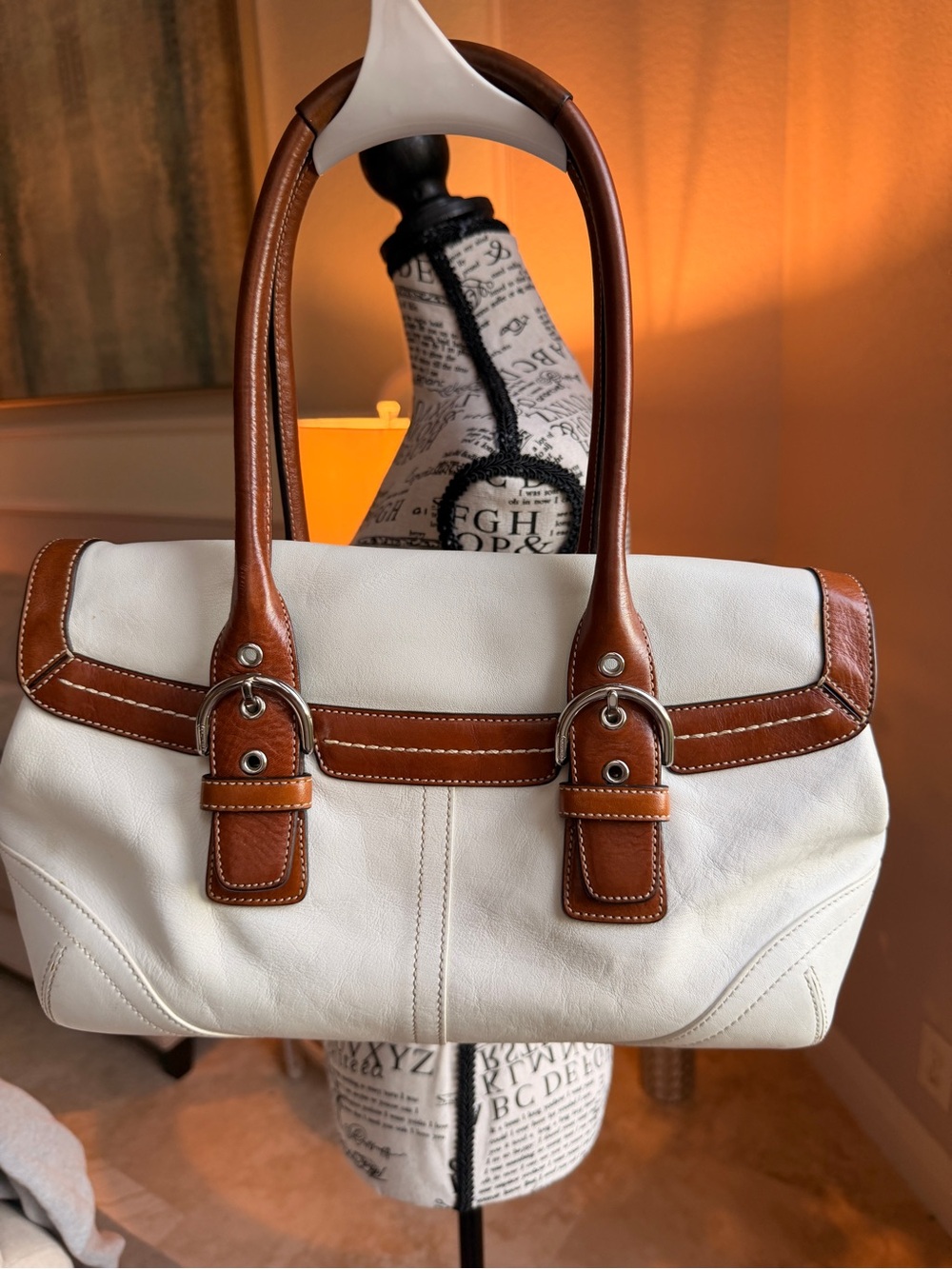 VTG Coach Soho Leather Flap Satchel Bag White Brown Trim 9636 - Picture 7 of 11